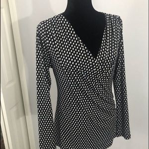 Ann Taylor Black & White Long Sleeve Blouse. Size M